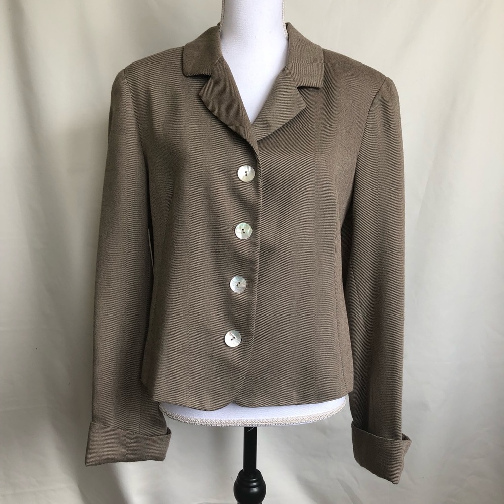 Paradox Tan/Beige Blazer With Shell Buttons Sz 14